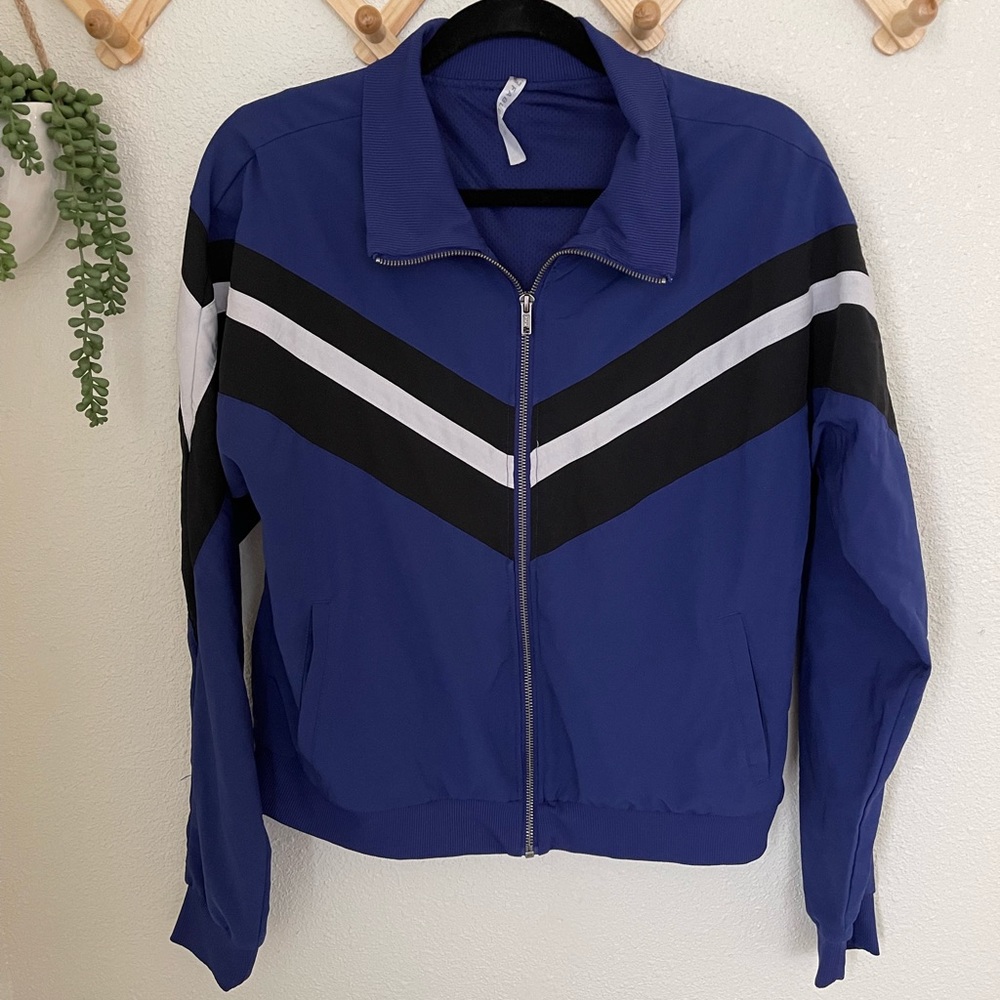 Fabletics Augustus Jacket - Picture 3 of 9